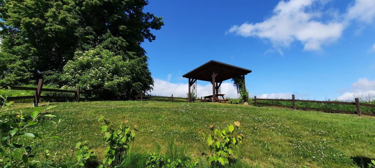 Cottage Bara Bozanov Luaran gambar